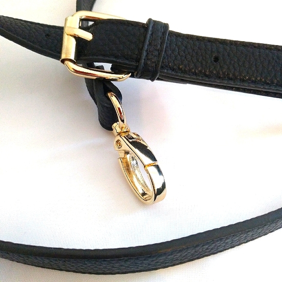 🎁 NWOT Nanette Lapore Black Crossbody Strap with Stunning Gold Hardware - Picture 4 of 10